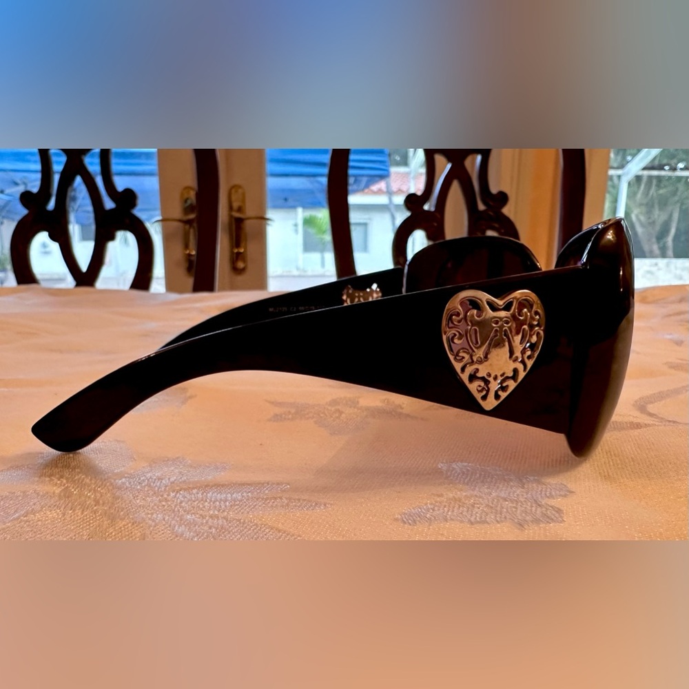 ITALY DESIGN, #ML2125 C2 59018-117-Heart Crest Black Sunglasses Dark Purple Lens - Picture 6 of 10